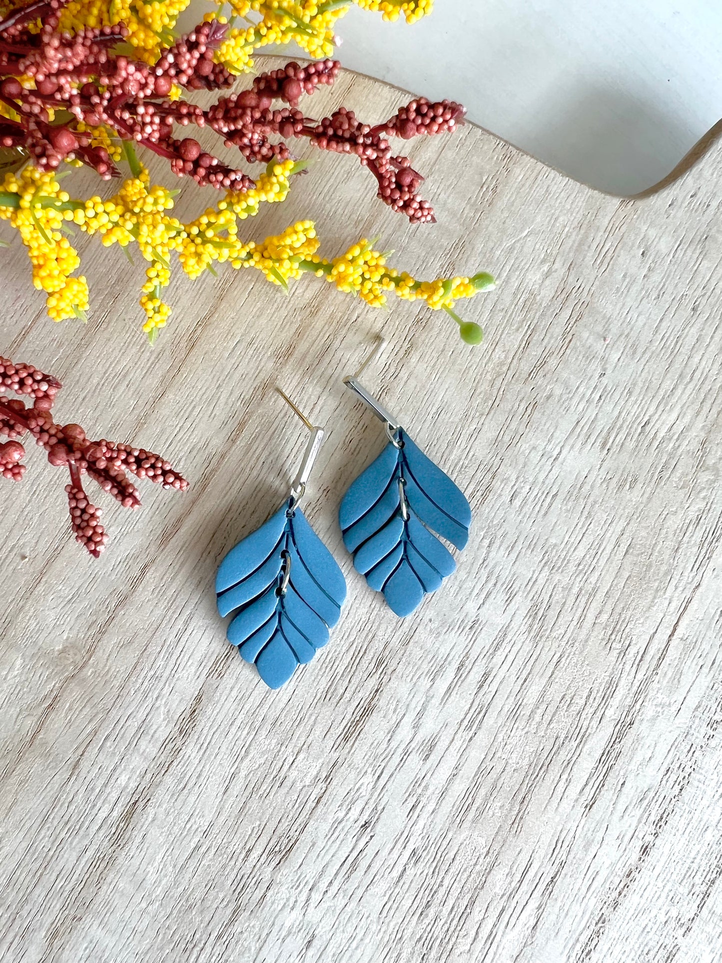 Willow Dangles