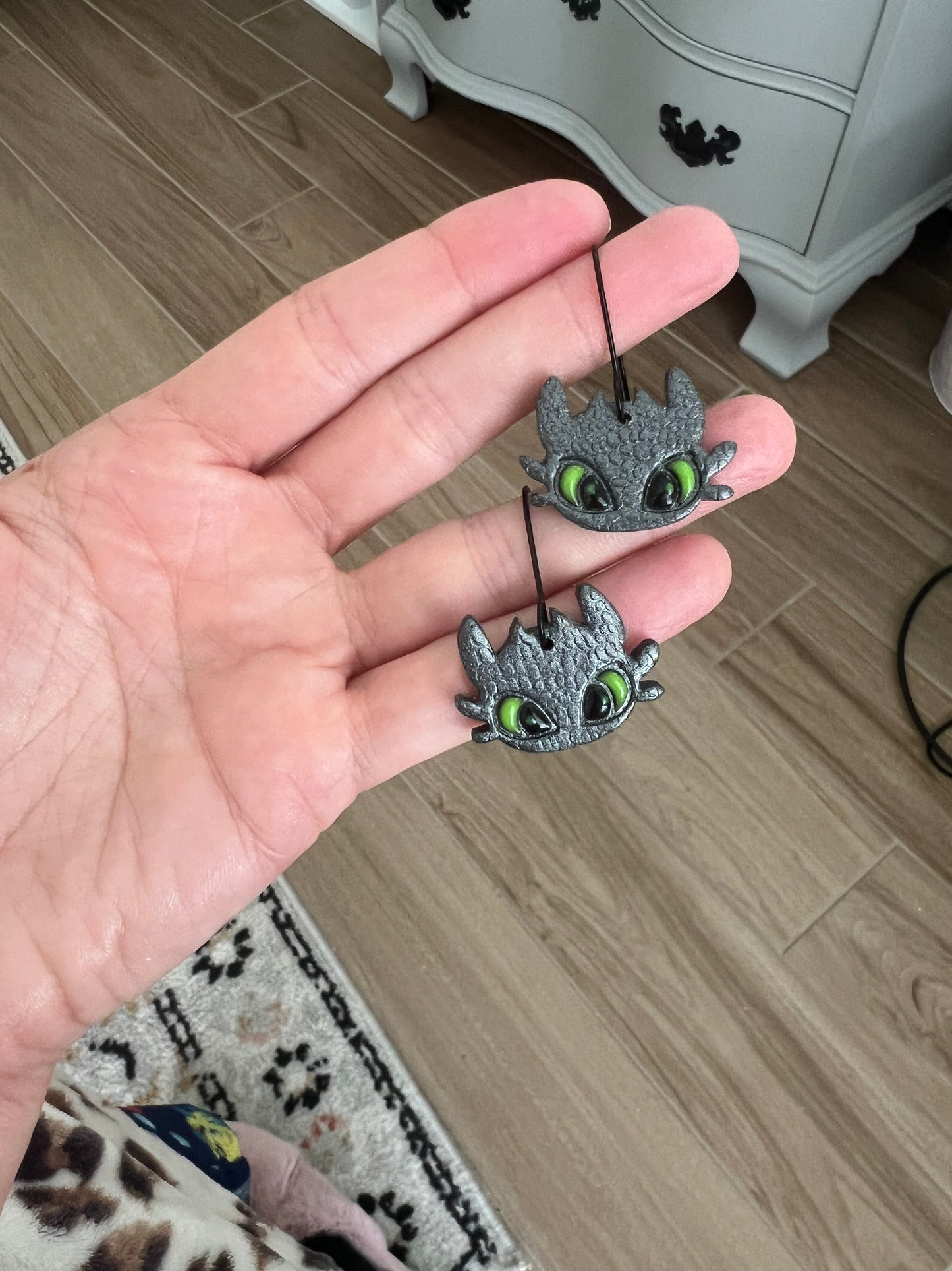 Toothless Earrings/Keychains