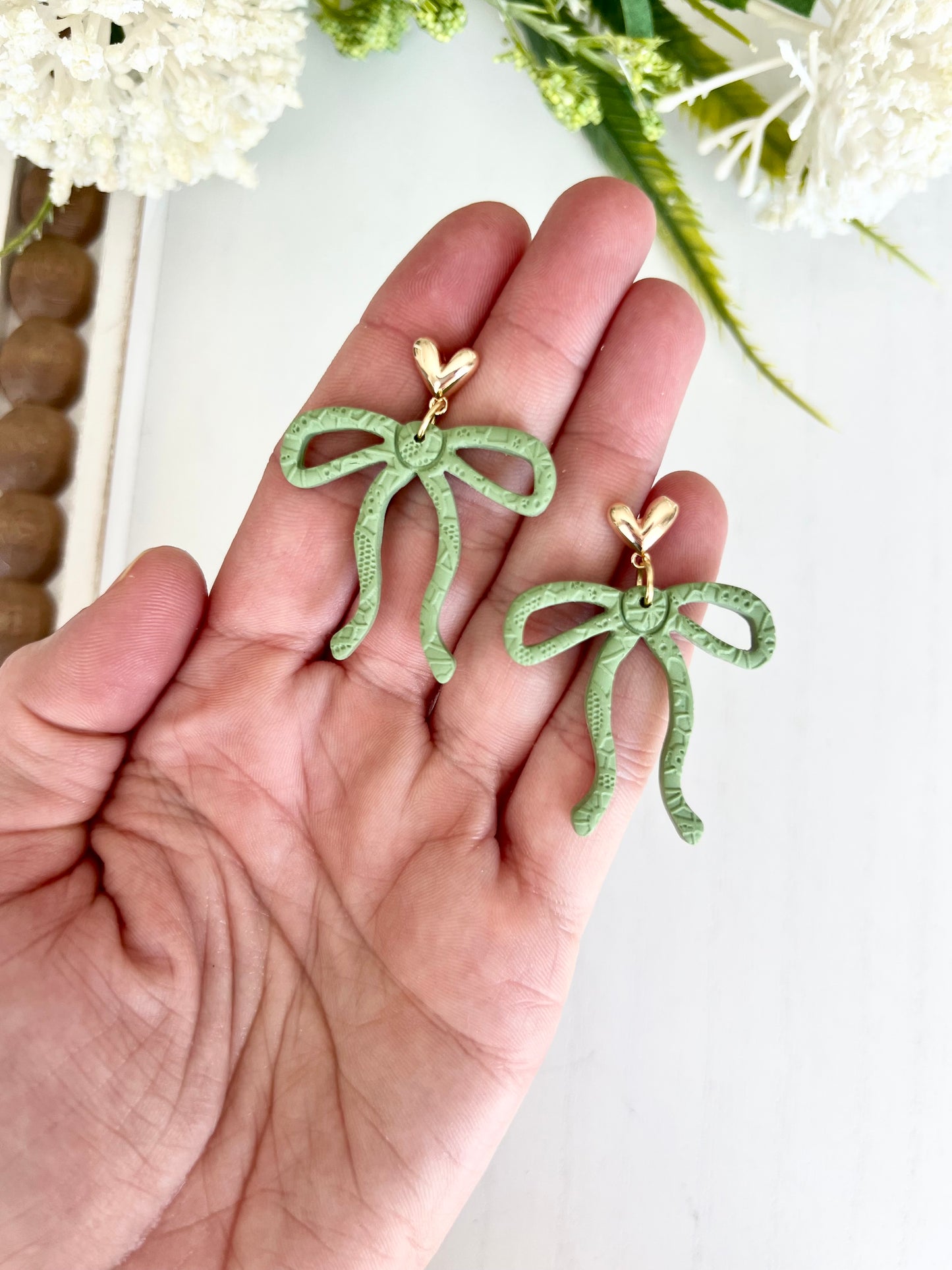Green Lace Ribbon Bows