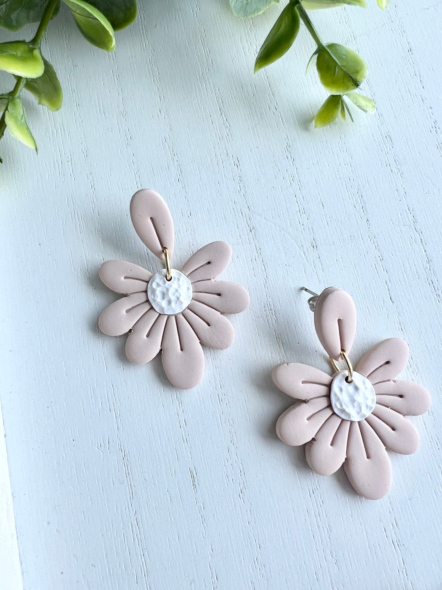 Large Daisy Dangles