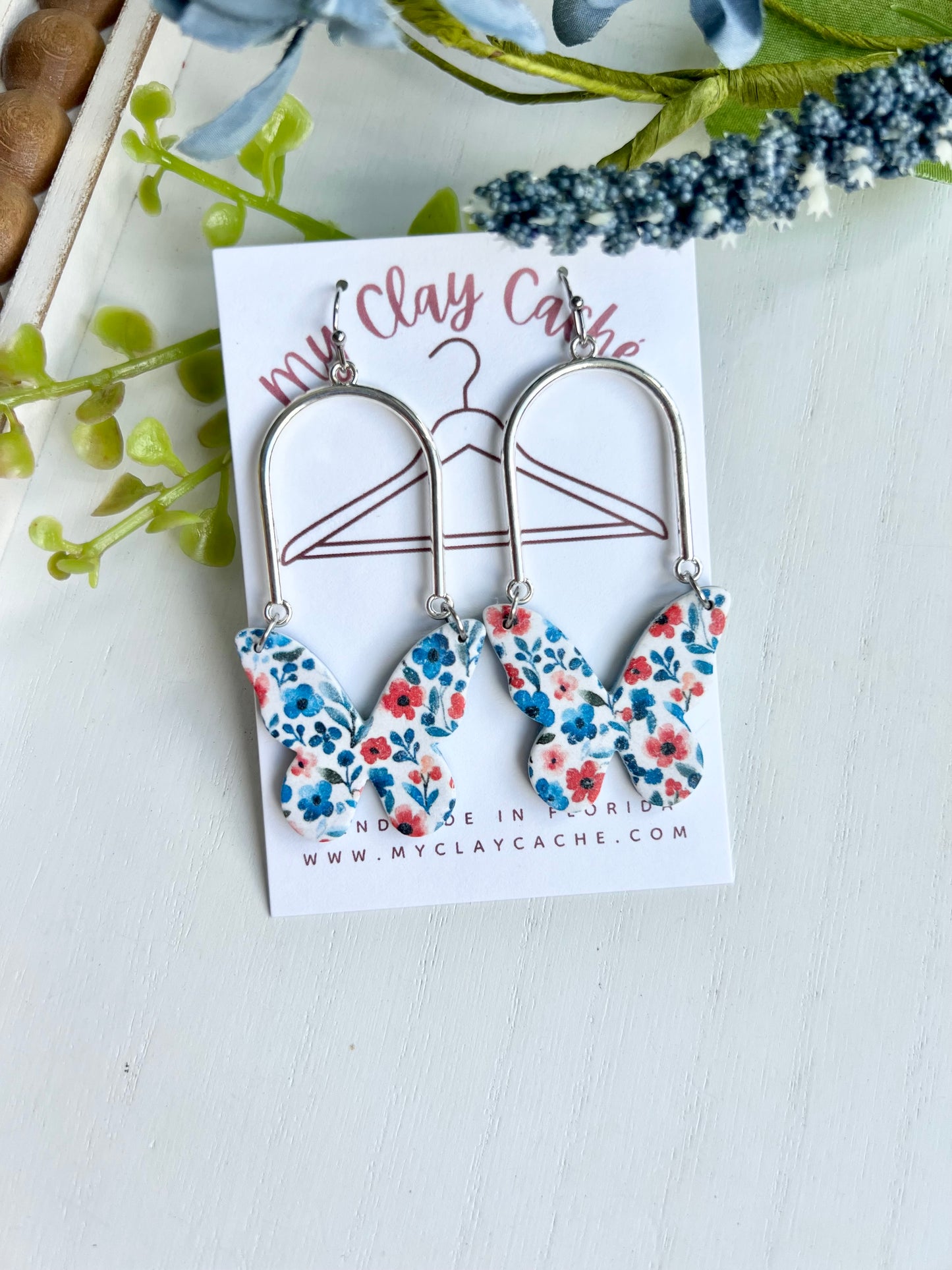 Red White and Blue Floral Styles