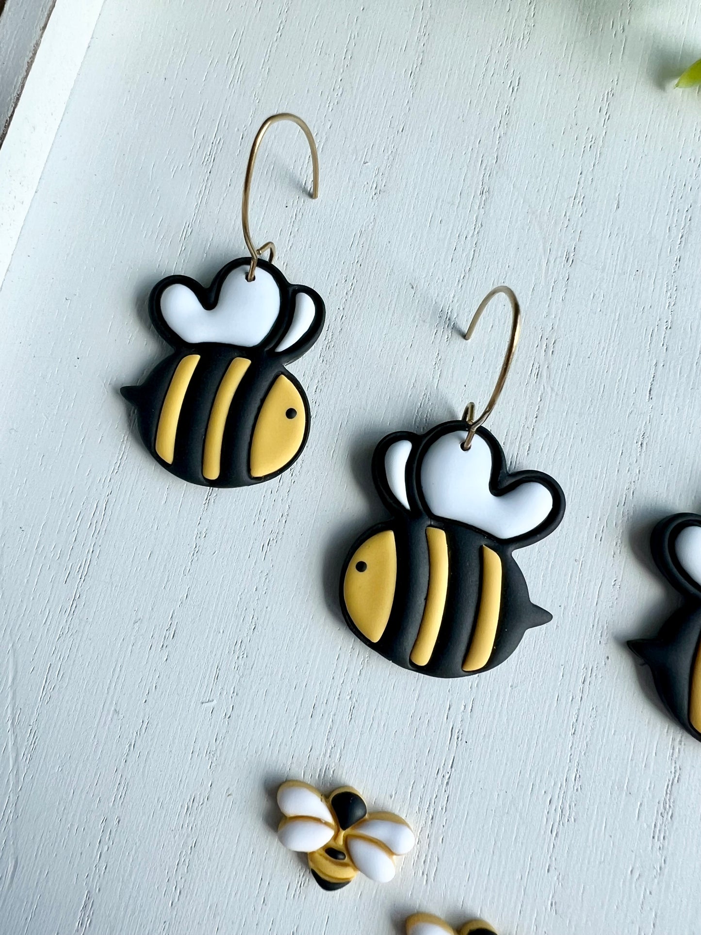 Bumble Bee Styles