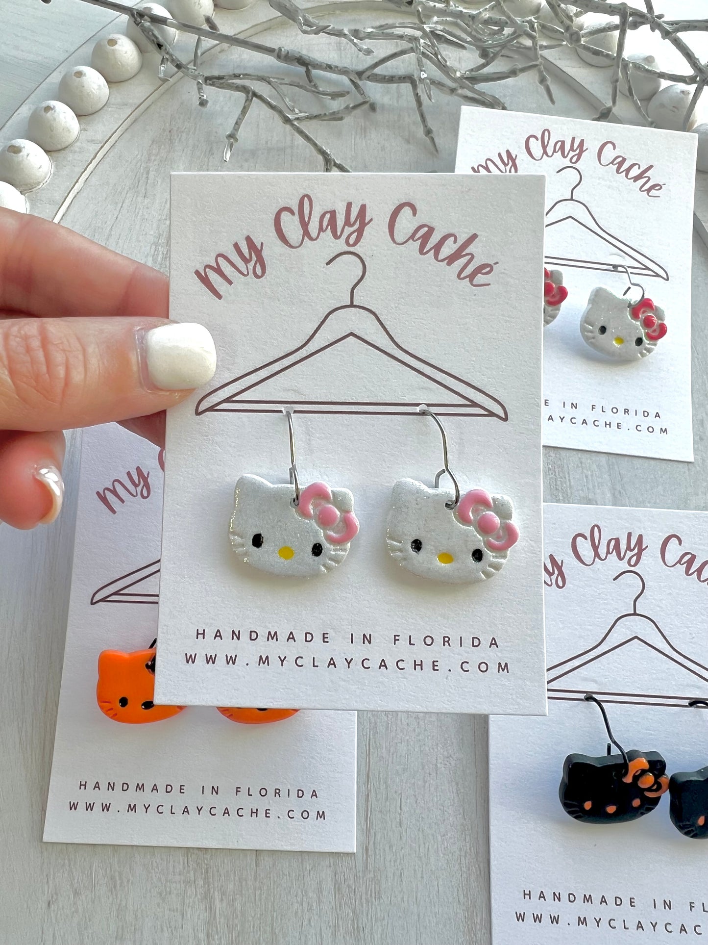 Hello Kitty Styles (various colors)