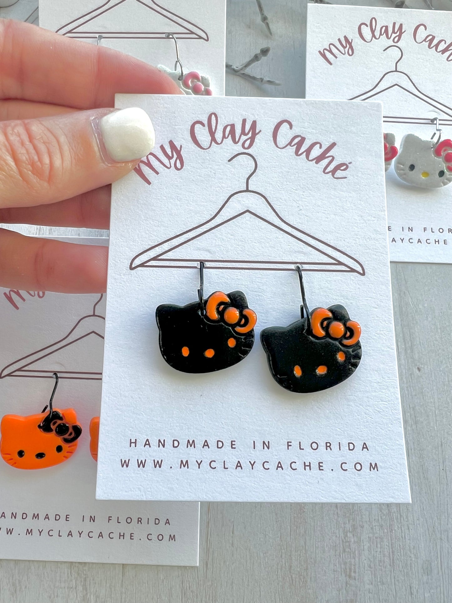 Hello Kitty Styles (various colors)