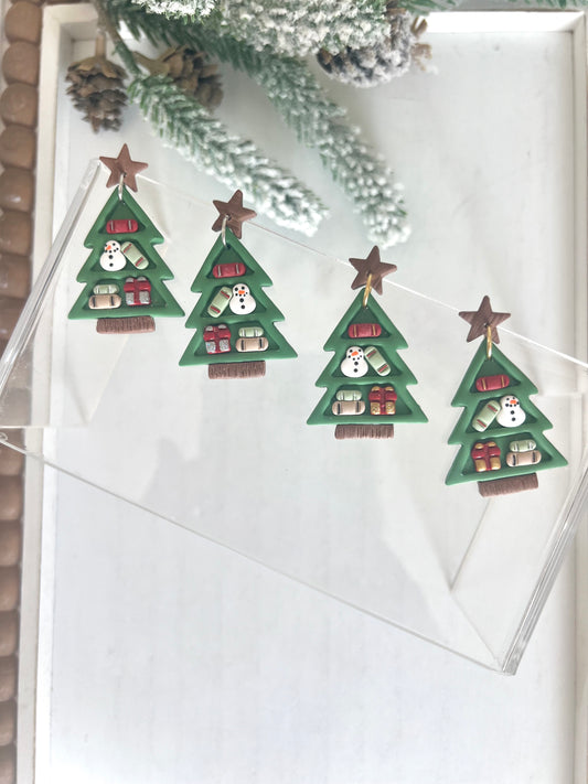 Bookshelf Christmas Trees