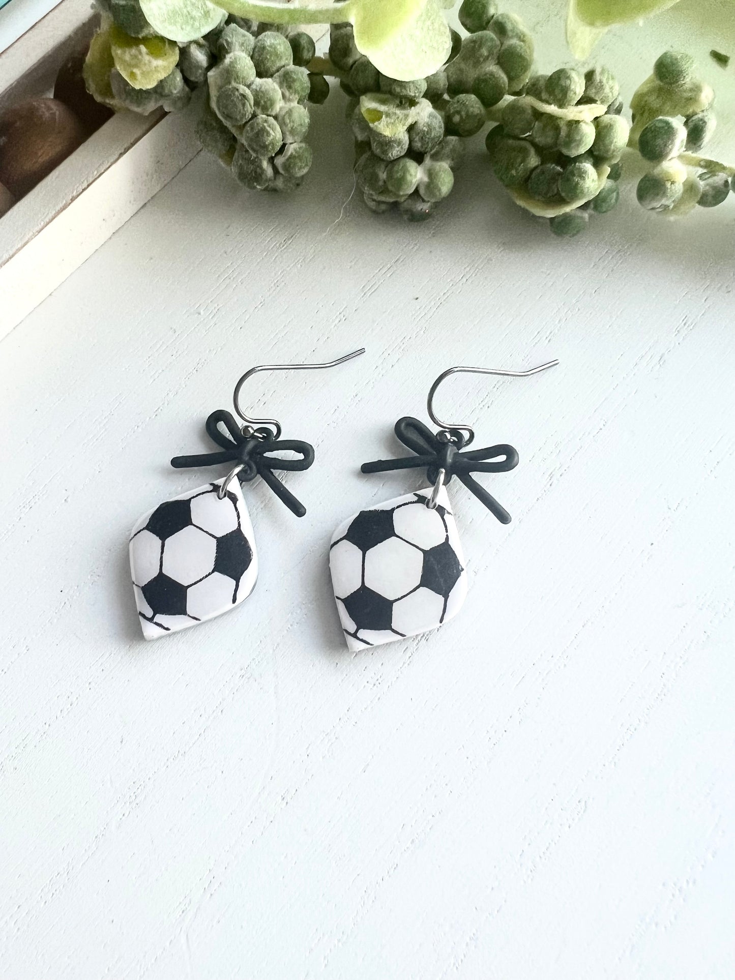 Soccer Teardrops (various sizes)