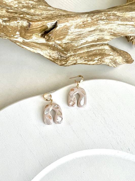 Dainty Seashell Arch with Cuff Post